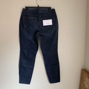 Corduroy curvy/skinny ankle pants